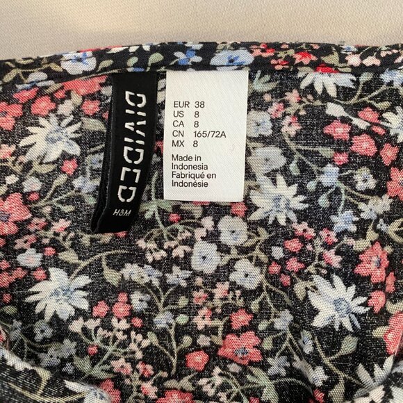 EUC Women's Divided Brand Spaghetti Strap One Piece Romper Shorts Size 8 - Picture 5 of 7